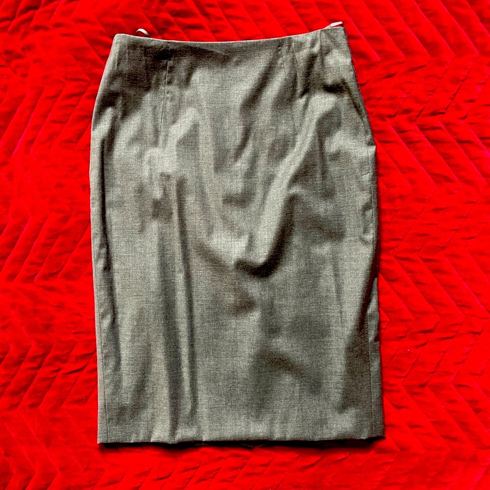 Hugo Boss grey pencil skirt knee length size 2